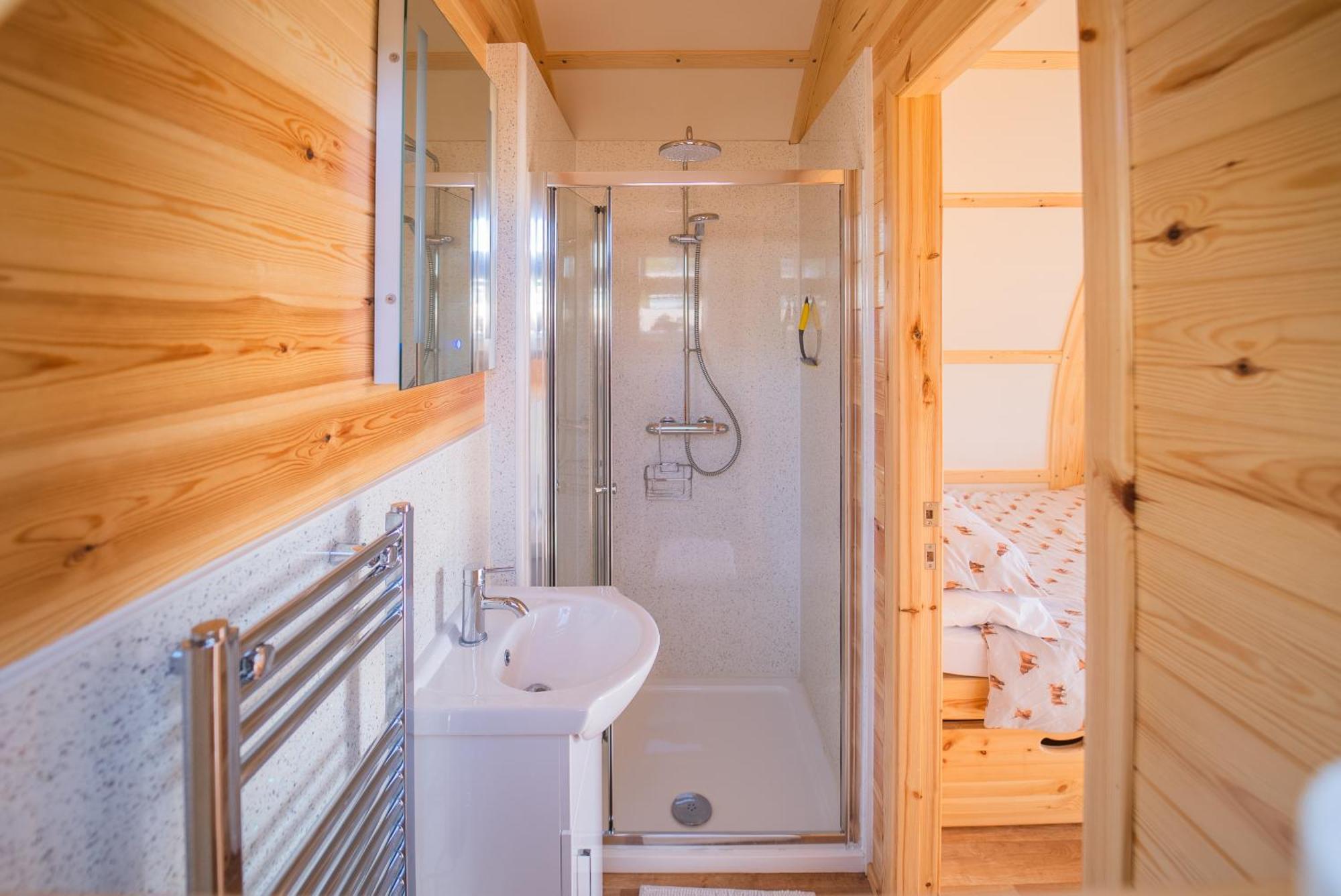 Rivendell Farm By Wigwam Holidays 카마던 외부 사진